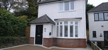 2 bedroom detached house for sale