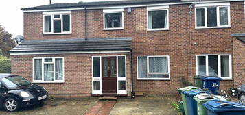 3 bedroom terraced house to rent