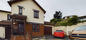 3 bedroom semi-detached house