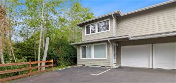 1731 NW 22nd St, Lincoln City, OR 97367