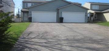 2000 and 2002 Greatview Dr, Kalispell, MT 59901