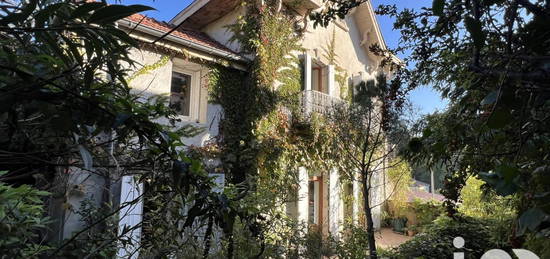 Maison 3 étages  à vendre, 7 pièces, 6 chambres, 142 m²