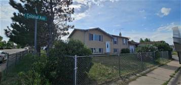 130 Colonial Ave, Evanston, WY 82930