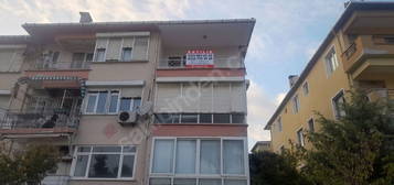 BÜYÜKÇEKMECE FATİH MAHALLESİNDE SATILIK 2+1 DAİRE DENİZE YAKIN