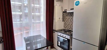 Inchiriere apartament cu 2 camere in Titan/Pallady