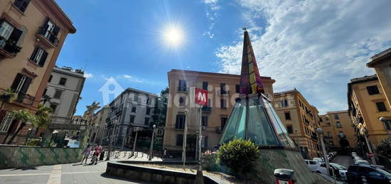 Appartamento via Matteo Renato Imbriani 190, Stella - Materdei, Napoli