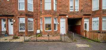 1 bedroom ground floor flat for sale