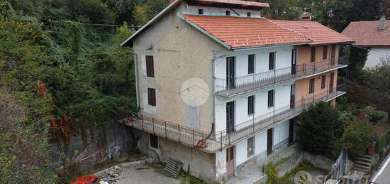 CASA SEMINDIPENDENTE A VALGIOIE