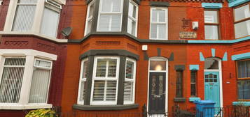 3 bed terraced house for sale