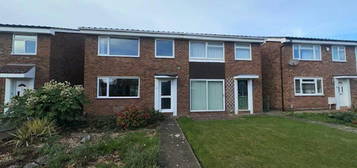 3 bedroom semi-detached house