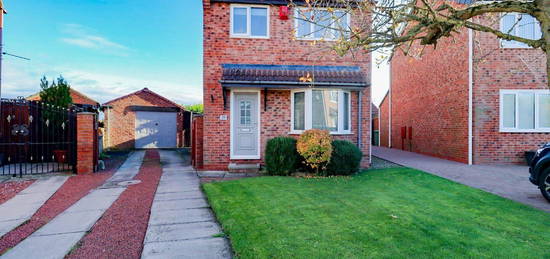 3 bed detached house for sale