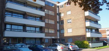 Flat for sale in Station Road, New Barnet, Barnet EN5