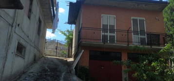 Casa indipendente in vendita in via dei Cavalieri di San Niccolo', 14