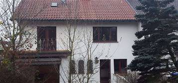 Charmantes 1-Familienhaus in bevorzugter Waldrandlage in Völklingen-Geislautern zu vermieten