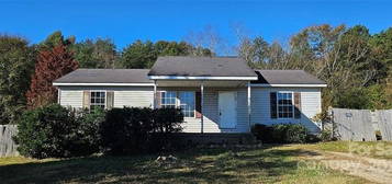 108 Cloverbrook Dr, Clover, SC 29710