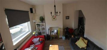 Flat to rent in Luckwell Road, Bristol BS3