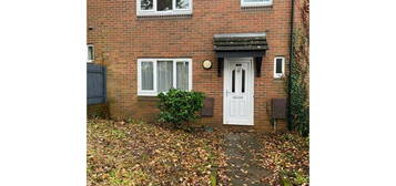 3 bed terraced house to rent