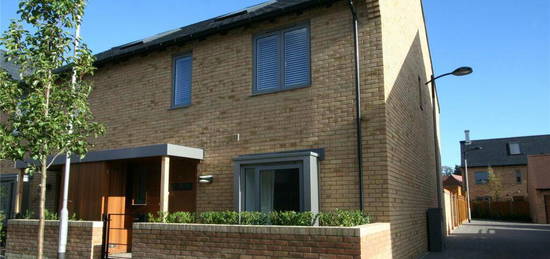 4 bedroom semi-detached house