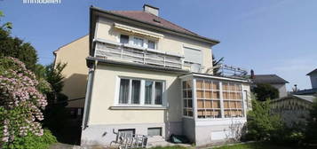 Stilaltbau 4 Zimmer, 2 Bäder, Baugrund ca. 580 m²