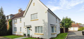 4 bed detached house for sale