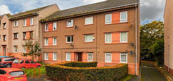 2 bedroom ground floor flat for sale