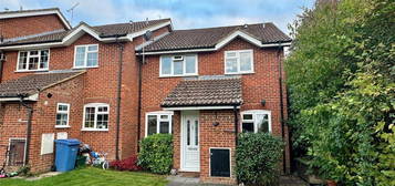 End terrace house to rent in Ravenscroft, Hook, Hampshire RG27