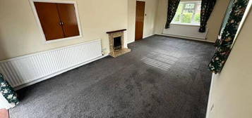 Bungalow to rent in Lynn Hill, Yaxham Road, Dereham NR19