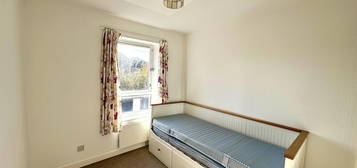 2 bed flat to rent