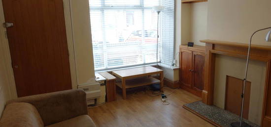 Terraced house to rent in Katie Road, Selly Oak, Birmingham B29