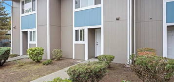 25255 108th Ave SE Apt J2, Kent, WA 98030