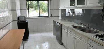 Apartamento T2 para arrendar 800€