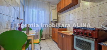 Apartament 3 camere in Deva, zona Gojdu, Aleea Pacii, 70 mp, etaj 4...