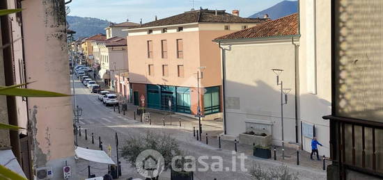 Casa indipendente in Via Trento 10