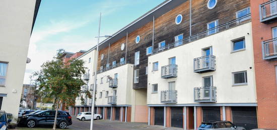 2 bed flat to rent