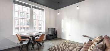 Flat to rent in Commercial Street, London E1