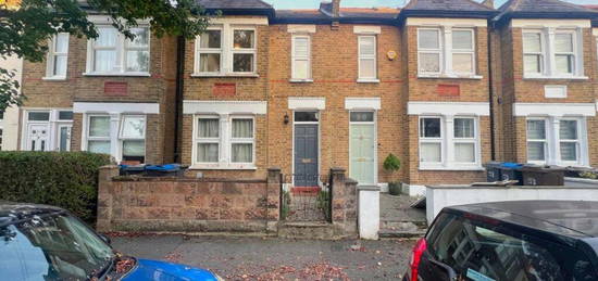 2 bedroom terraced house