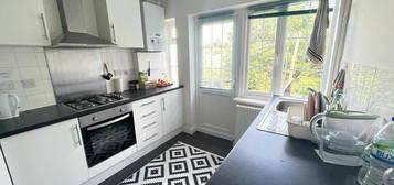 2 bed flat to rent