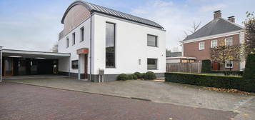 Burgemeester Magneestraat 21