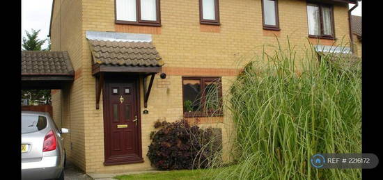 2 bedroom semi-detached house