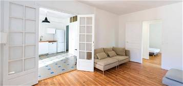 Appartement meublé  à louer, 3 pièces, 2 chambres, 82 m²