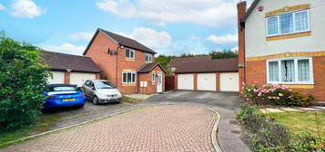 3 bedroom detached house