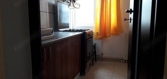 apartament de 2 camere Bulevardul 1 Decembrie