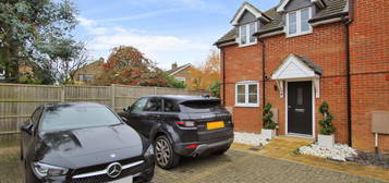 End terrace house for sale in Munkman Close, Sandy SG19