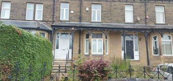 Terraced house to rent in Grange Road, Allerton, Bradford BD15