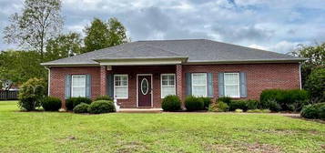 117 Pecan Dr, Louisville, MS 39339