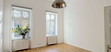 *G*R*O*ß*z*ü*g*i*g*e* 3-Zimmer-Altbau-Wohnung in Wiesbaden zu vermieten!