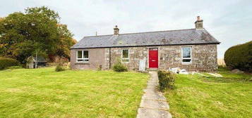 2 bedroom detached house