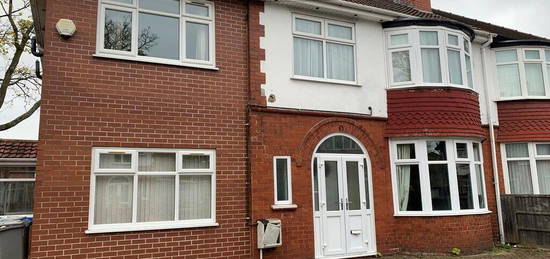 4 bedroom semi-detached house