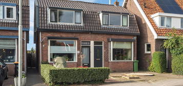 Dorpsstraat 892