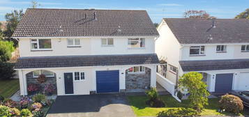 3 bed semi-detached house for sale